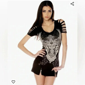 Folter gothic ripped cross tee-large NWOT